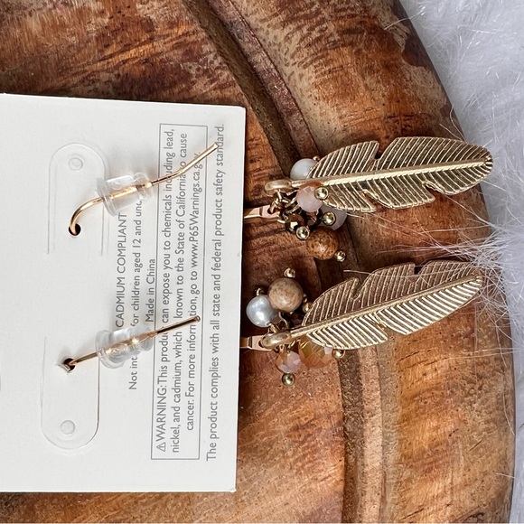 Riah Feather Beaded Drop Gold Statement Earrings Boutique New - Picture 5 of 7